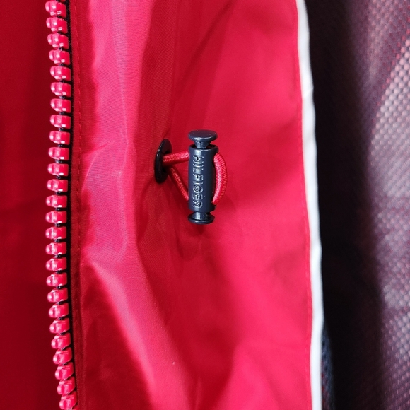 NWOT TOMMY HILFIGER ESSENTIAL HOODED WINDBREAKER- RAIN JACKET SIZE LARGE - Picture 11 of 15